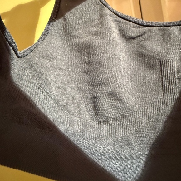 Champion Seamless Racerback Sports Bra – Gray (XL) - Picture 3 of 4